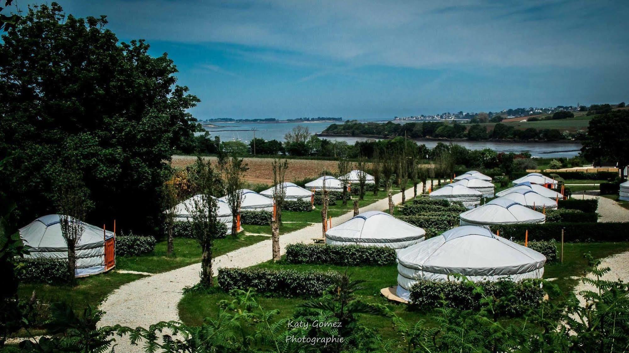 Mer Et Yourtes Hotel Henvic Esterno foto