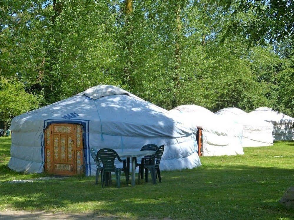 Mer Et Yourtes Hotel Henvic Esterno foto